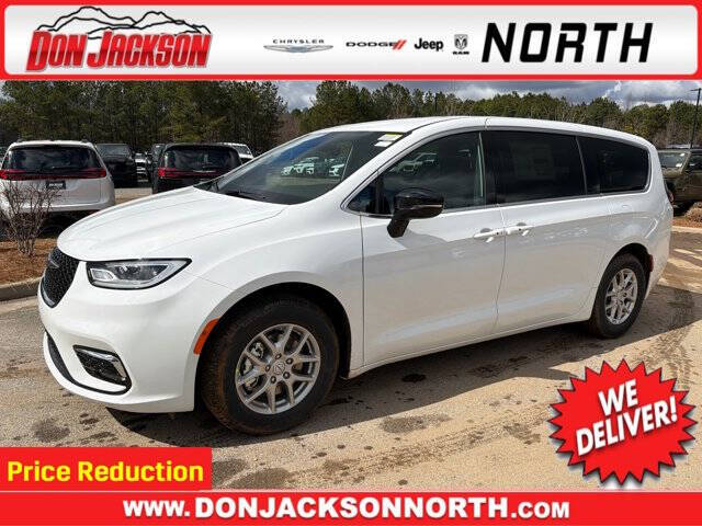 2026 Chrysler Pacifica Select