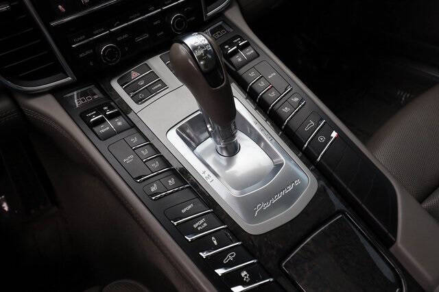 2012 Porsche Panamera Turbo