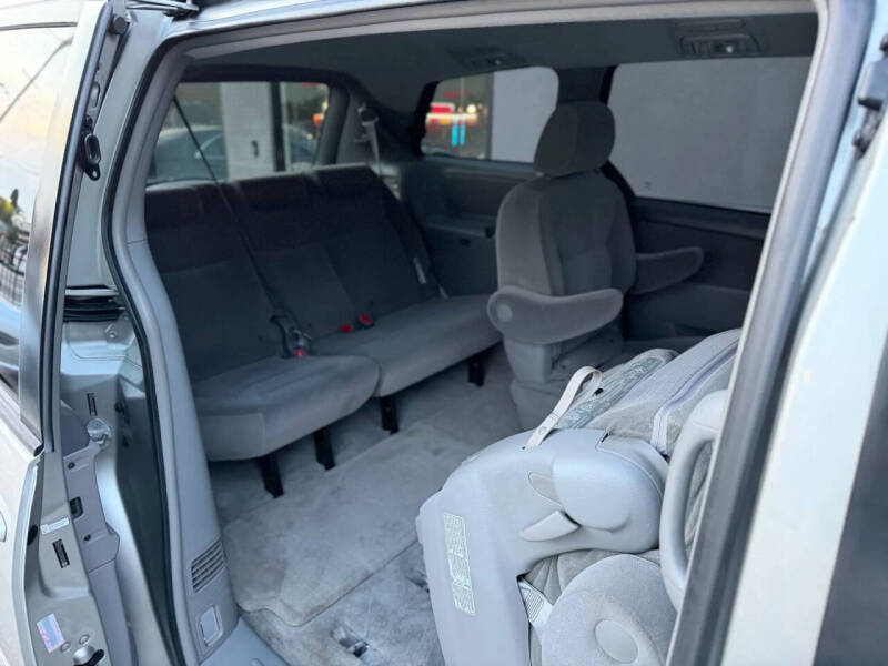 2006 Toyota Sienna