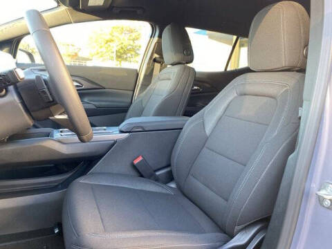 2026 Chevrolet Equinox EV LT 1