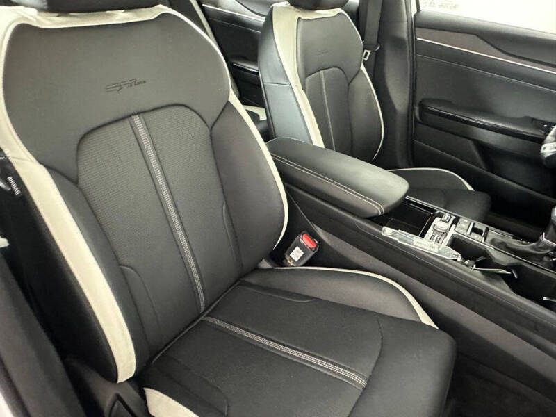 2025 Kia K5