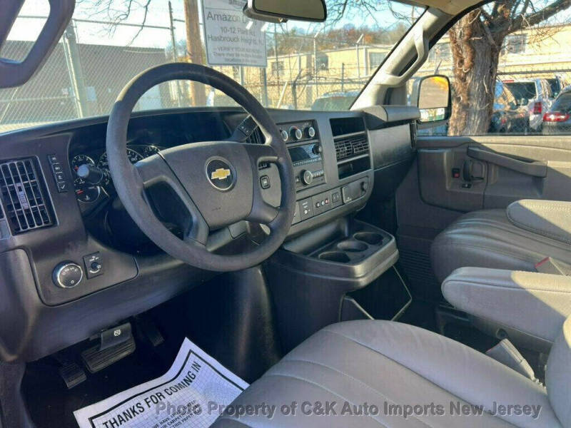 2021 Chevrolet Express 2500