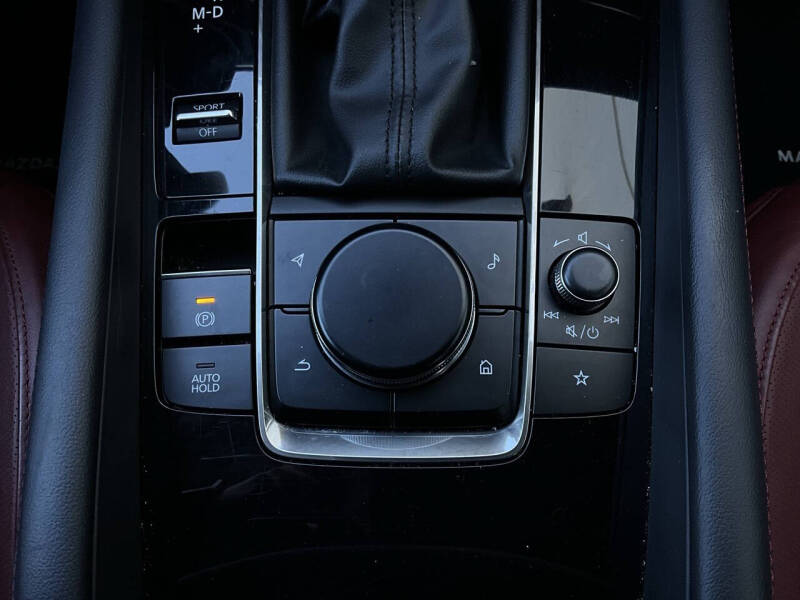 2025 Mazda Mazda3 Sedan 2.5 S Carbon Edition