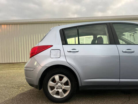 2009 Nissan Versa 1.8 SL