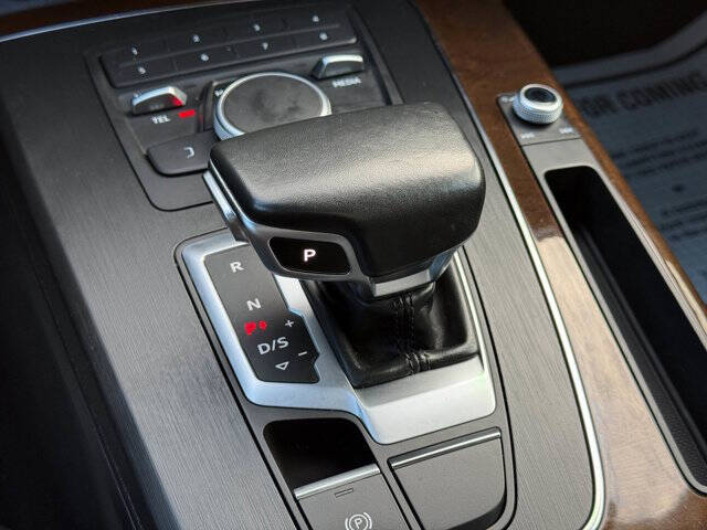 2019 Audi Q5 quattro Premium 45 TFSI