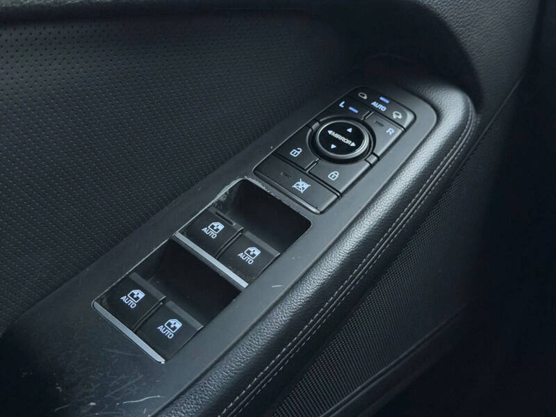 2016 Hyundai Genesis