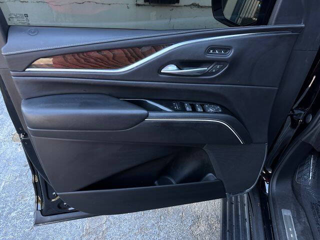 2022 Cadillac Escalade ESV Sport Platinum