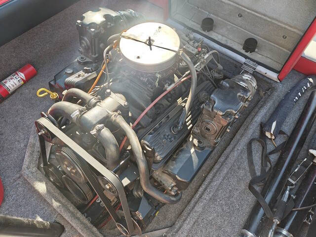 1997 Moomba Ski Boat