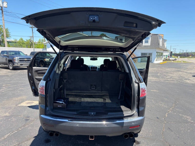 2011 GMC Acadia SLE