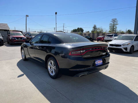 2017 Dodge Charger SE