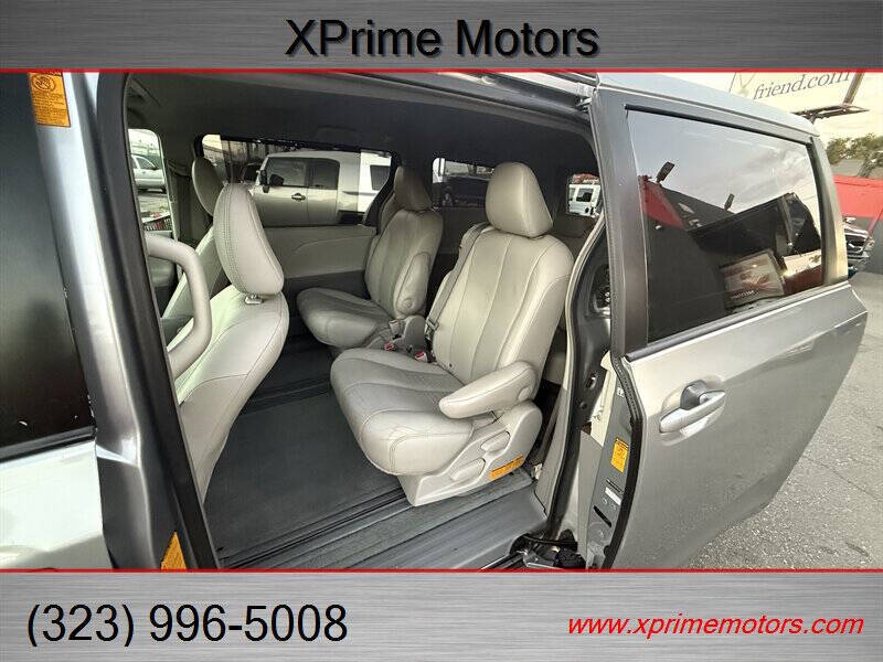 2013 Toyota Sienna XLE 8-Passenger