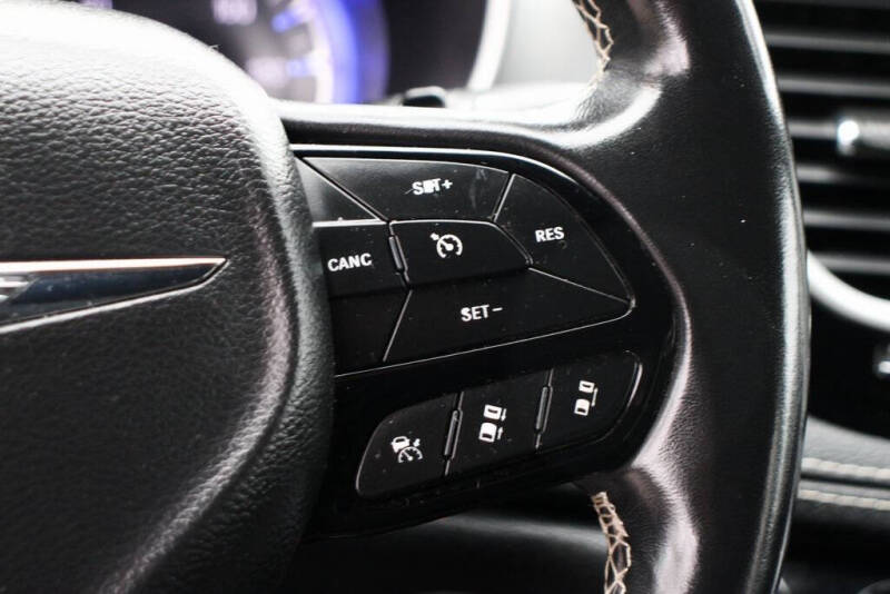 2021 Chrysler Pacifica Touring