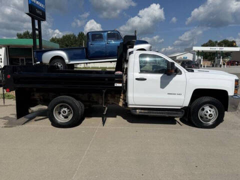 2019 Chevrolet Silverado 3500HD CC