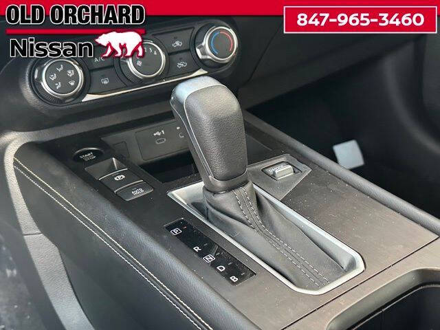 2025 Nissan Kicks SV