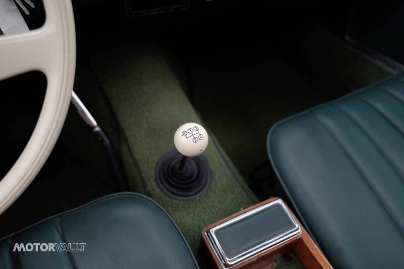 1969 Mercedes-Benz 280-Class