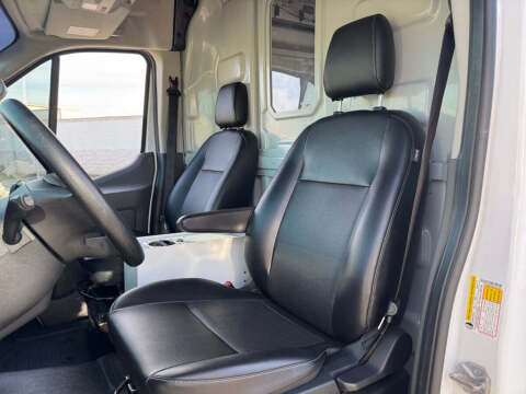 2023 Ford E-Transit