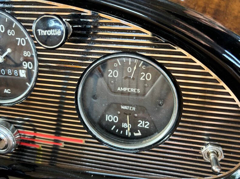 1933 Chevrolet Master Deluxe