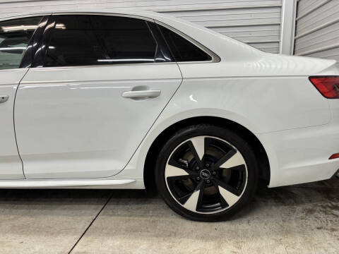 2017 Audi A4 2.0T quattro Premium Plus