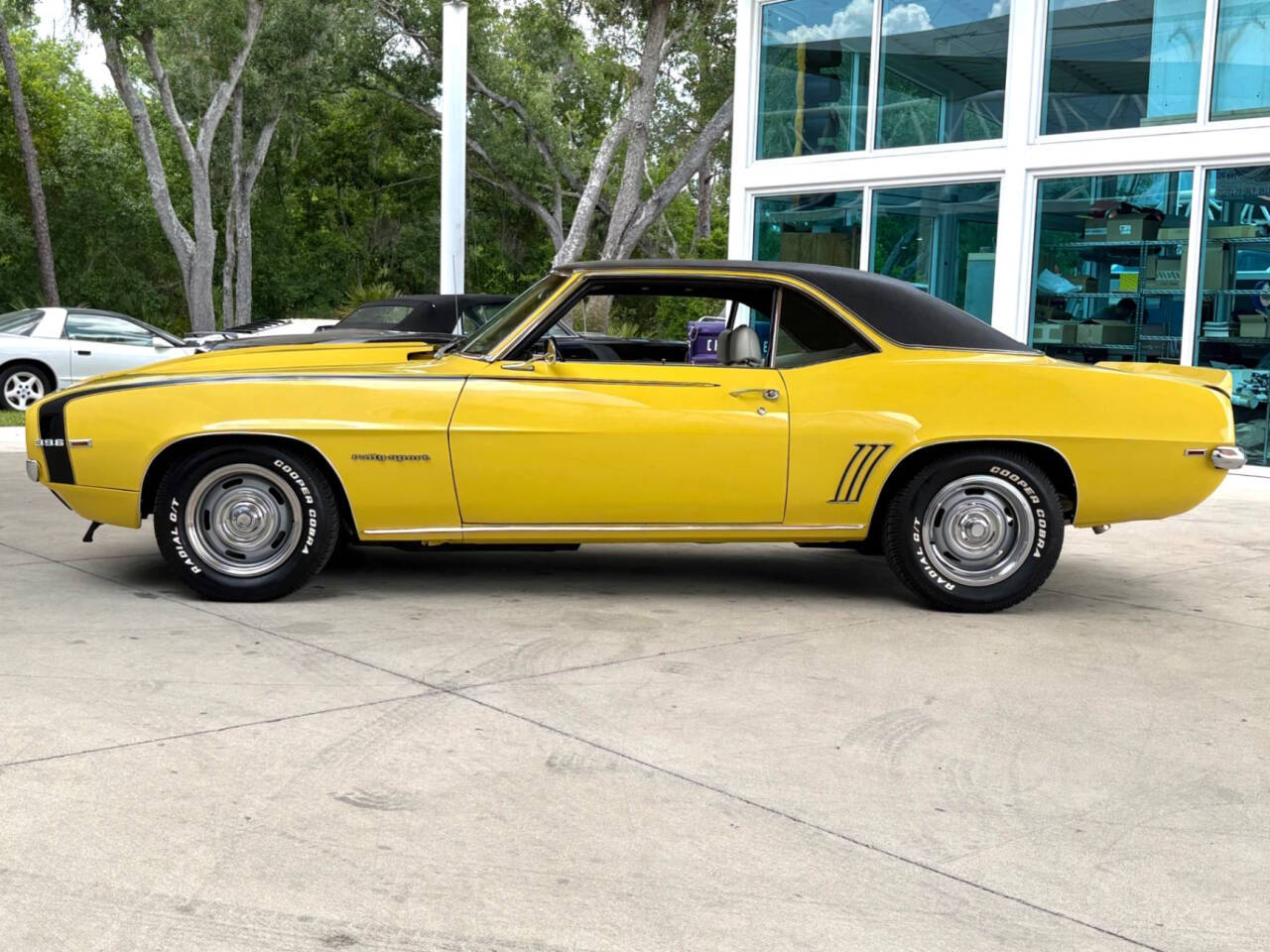 1969 Chevrolet Camaro 11