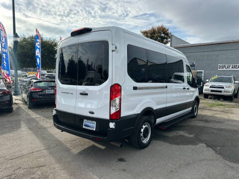 2023 Ford Transit 250