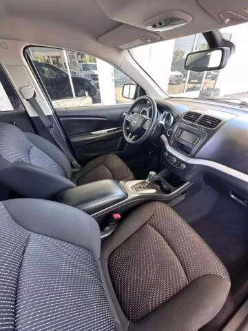 2020 Dodge Journey SE Value