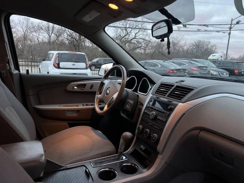 2012 Chevrolet Traverse LS