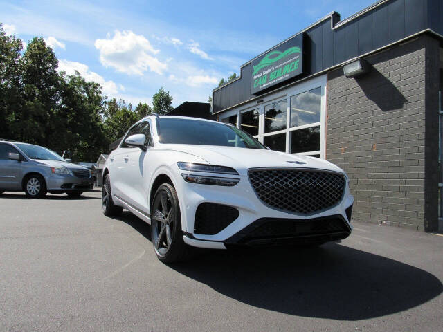 2024 GENESIS GV70 Standard's photo