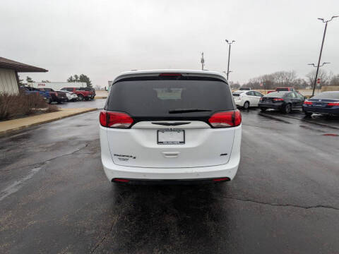 2020 Chrysler Pacifica Launch Edition