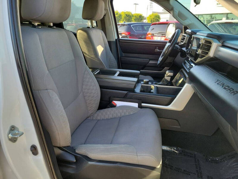 2023 Toyota Tundra SR5