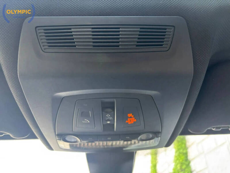 2016 BMW 5 Series 528i