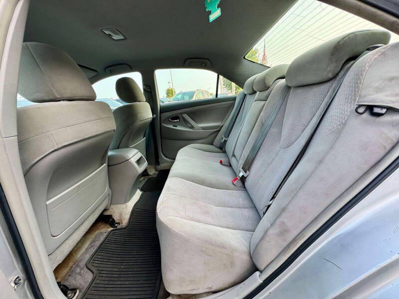 2011 Toyota Camry LE