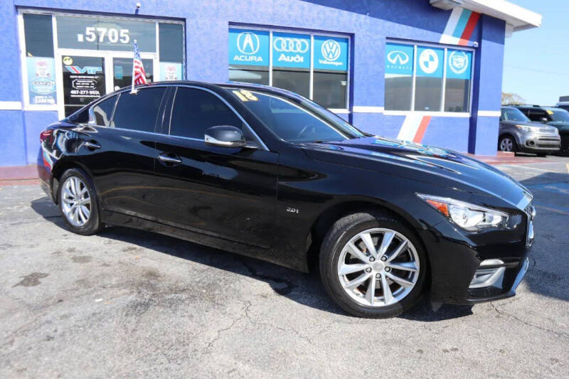 2018 Infiniti Q50 2.0T Luxe