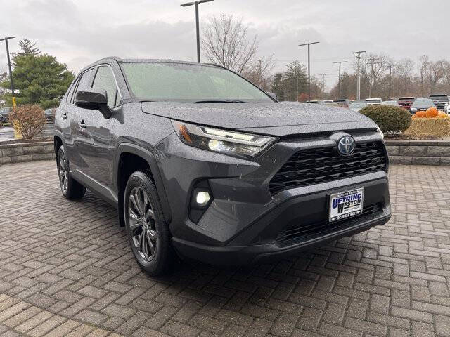2024 Toyota RAV4 Hybrid XLE Premium