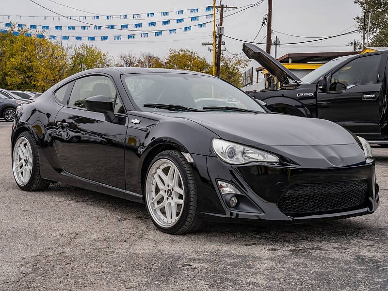 2013 Scion FR-S
