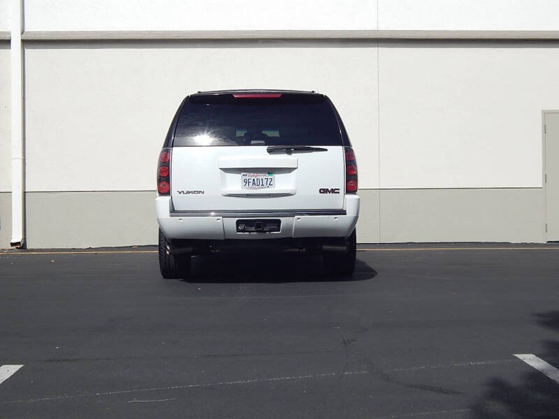 2007 GMC Yukon Denali