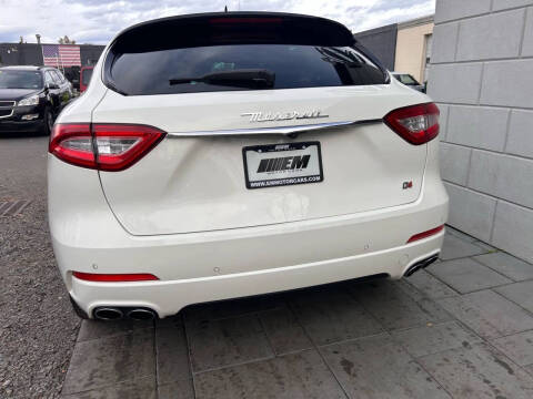 2017 Maserati Levante