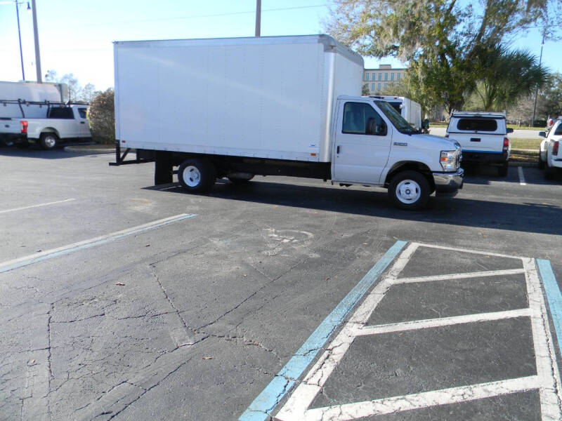 2023 Ford E-450