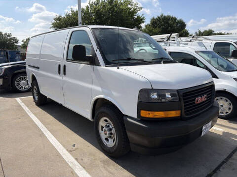 2022 GMC Savana 2500