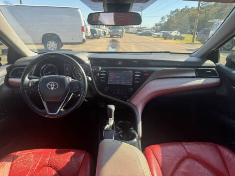 2019 Toyota Camry SE