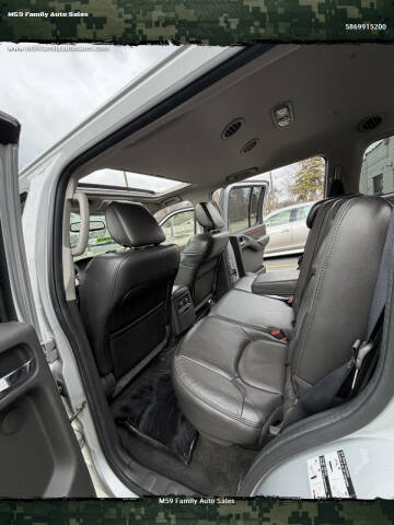 2012 Nissan Pathfinder Silver Edition