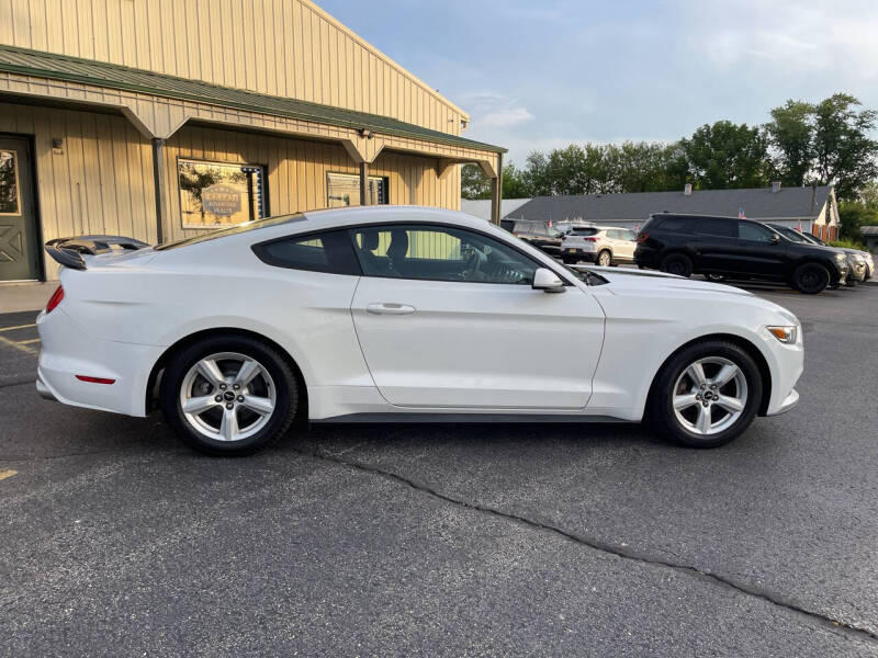 2016 Ford Mustang V6