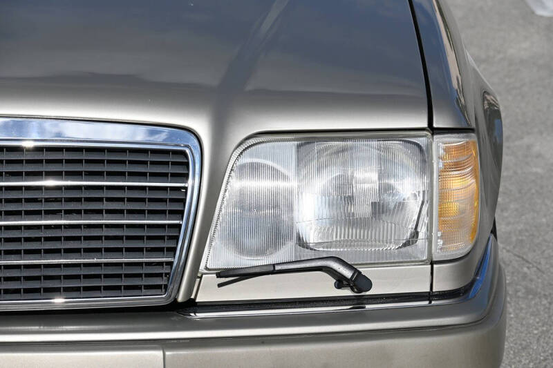 1995 Mercedes-Benz E-Class E 320