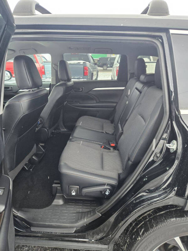 2019 Toyota Highlander LE Plus