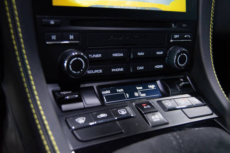 2020 Porsche 718 Cayman