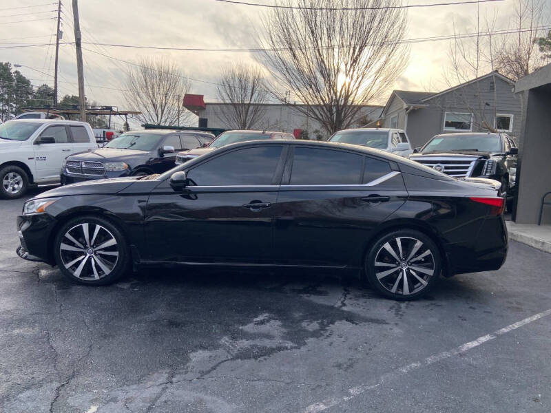 2020 Nissan Altima 2.0 SR