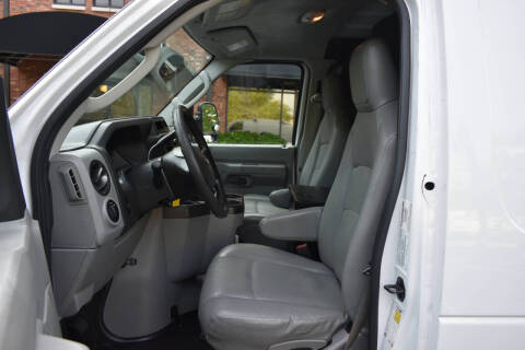 2014 Ford E-Series E-350 SD