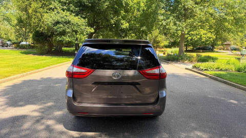 2015 Toyota Sienna L 7-Passenger