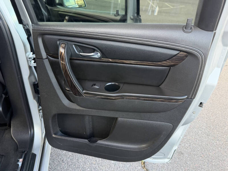 2016 GMC Acadia Denali