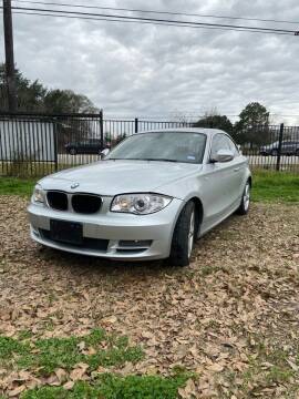 2010 BMW 1 Series for sale at COUNTRY MOTORS in Houston TX