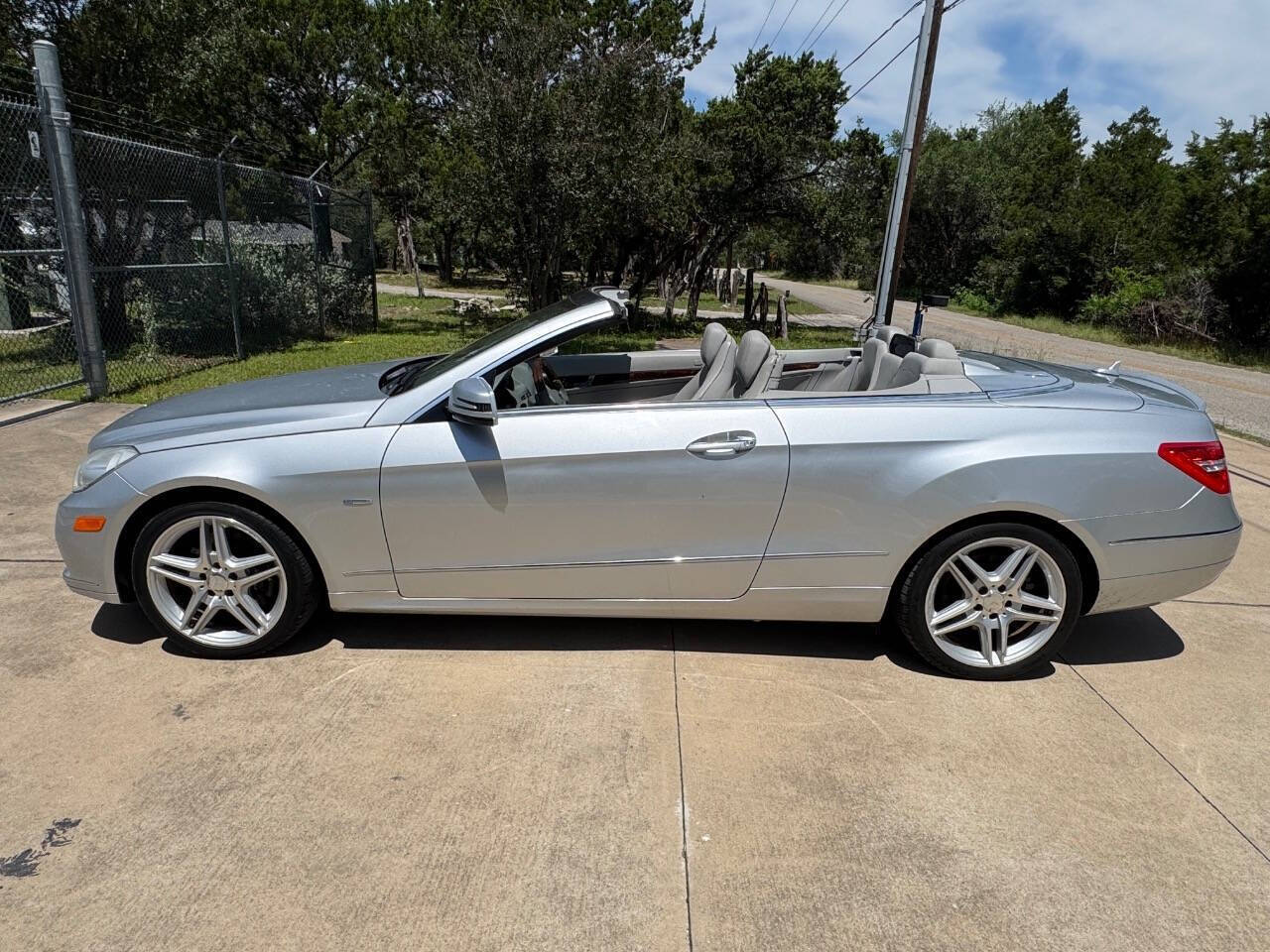 Used Car 2012 Mercedes-benz E-class  E 350 2dr Convertible For Sale Under $12,000 In Austin, Texas